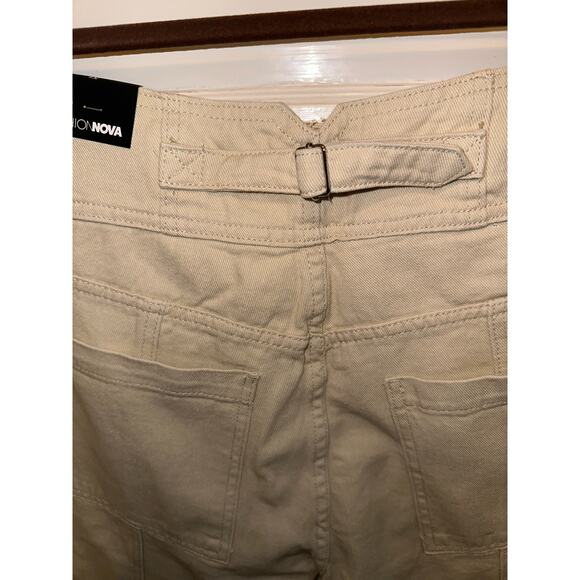 Fashion Nova Pants Size XL (29x25) Right on Time Balloon Crop Nude Cream Tapered - Picture 4 of 11
